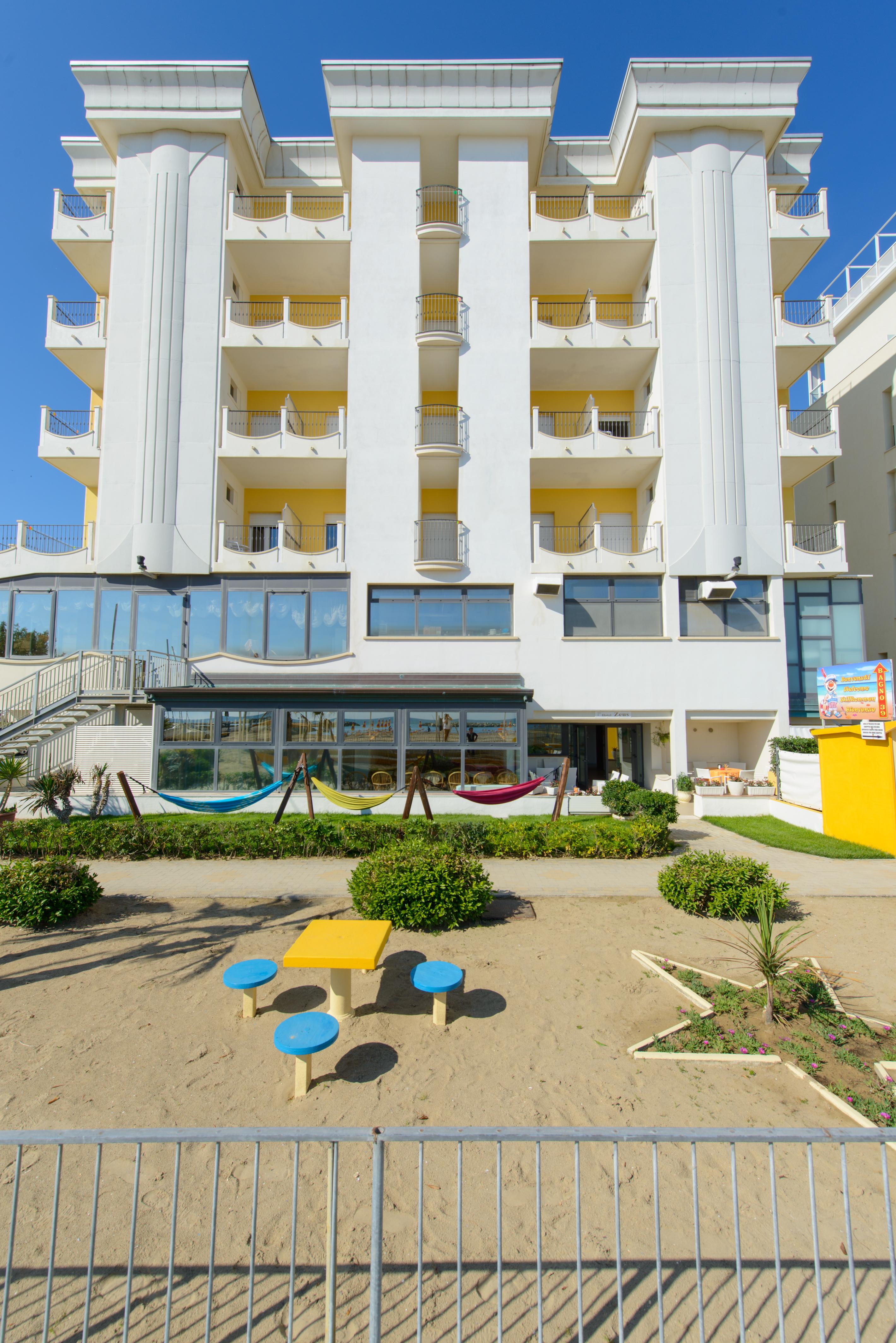 Hotel Zeus Rimini Exteriör bild